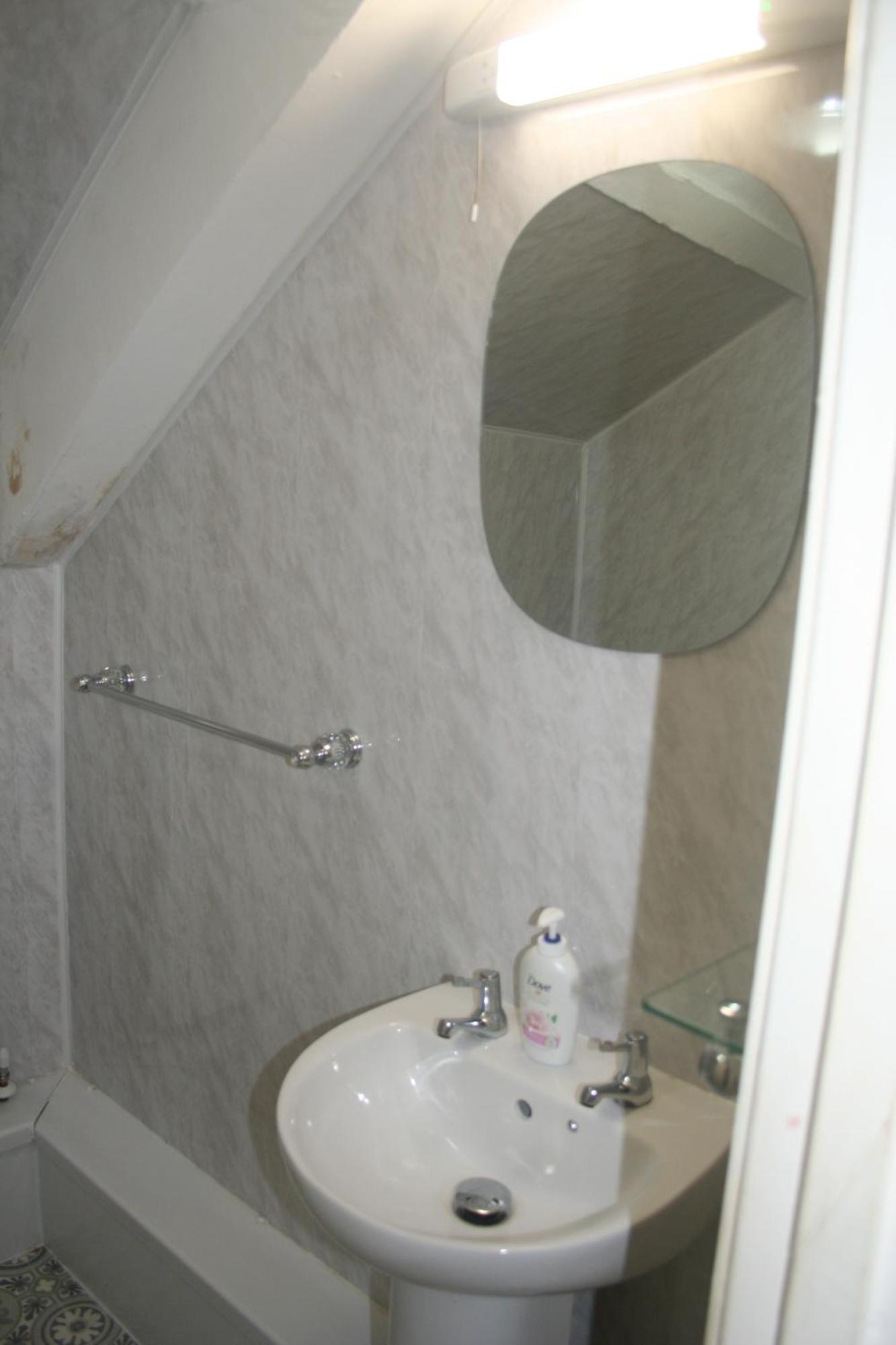Coynant Farm Guesthouse - Farm Park Stay Swansea Pokoj fotografie